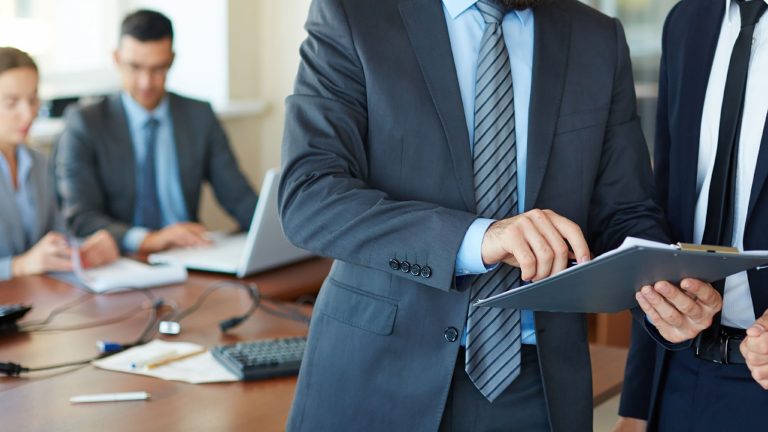 Analizamos cómo el liderazgo en 2026 impacta en la productividad y qué hacer para mejorar resultados