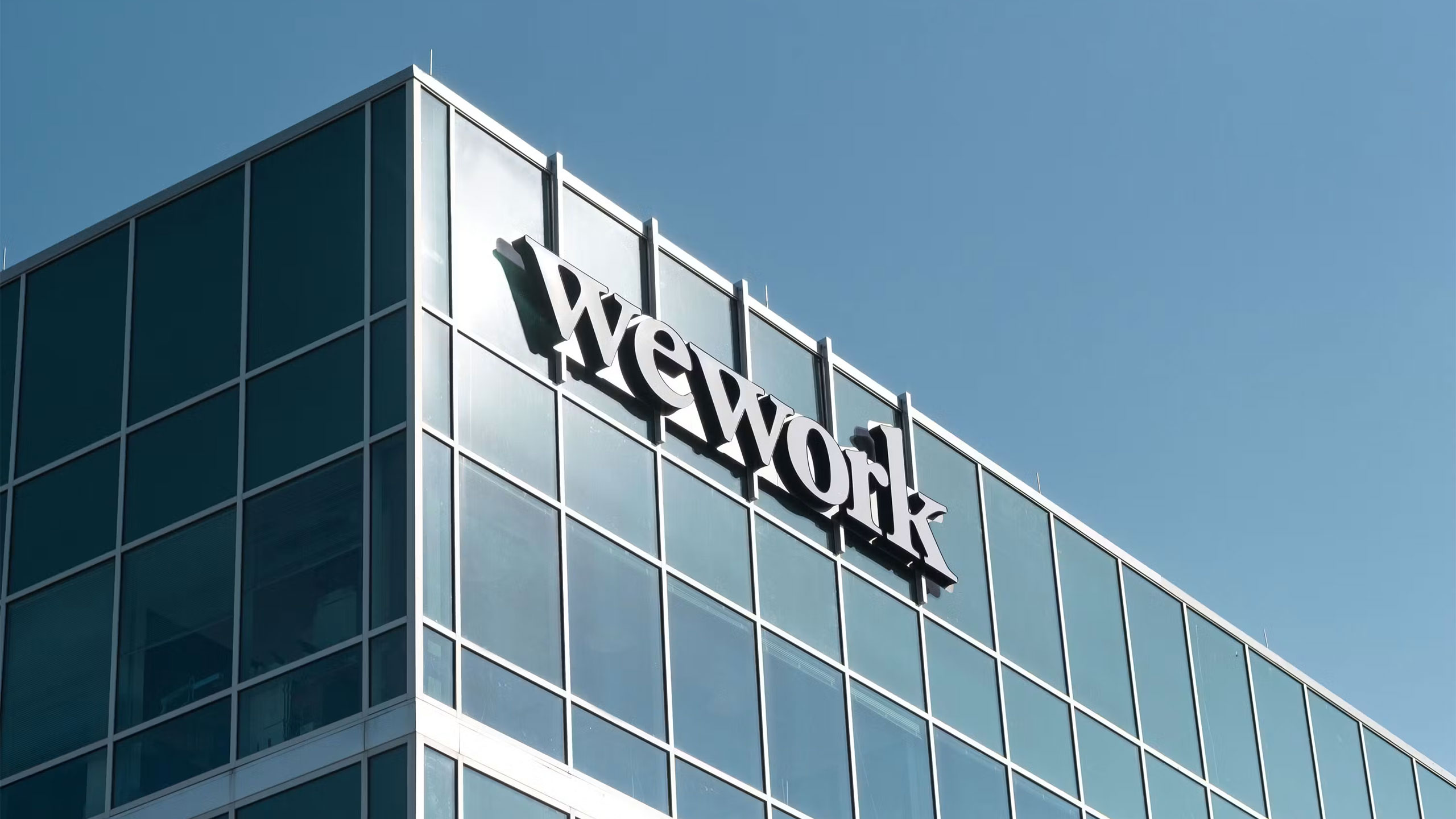 Talento empresarial: El modelo híbrido tradicional vs. WeWork